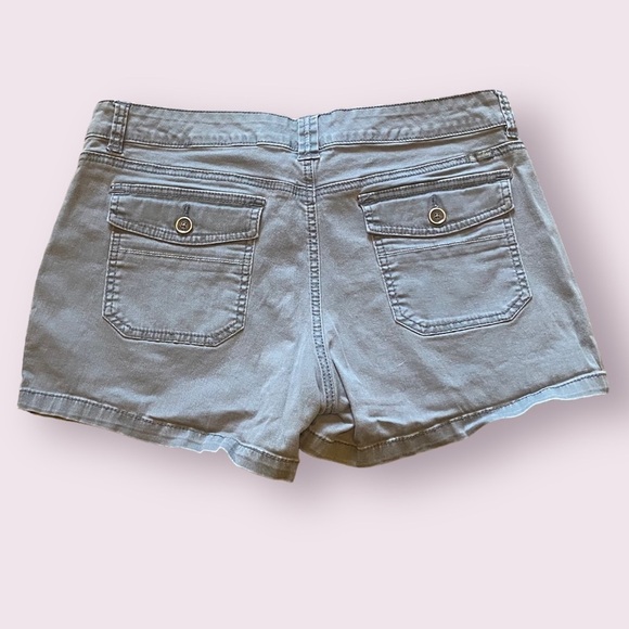 Unionbay Grey Delaney Shorts - Picture 2 of 4